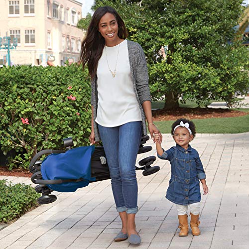 Graco TraveLite Buggy, leicht, klein zusammenklappbar, mit Liegeposition, stufenlos verstellbare Rückenlehne, Tragegriff, ideal als Reisebuggy, ab Geburt bis 15 kg, Kinderwagen Buggy blau, Caspian
