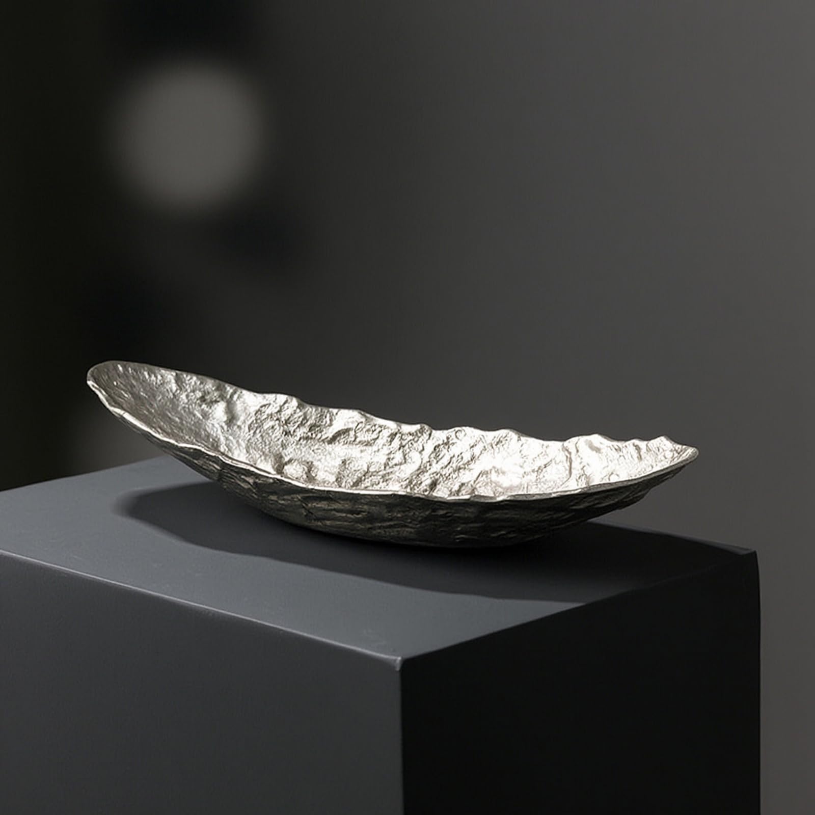 MagiDeal Plat Présentoir en Aluminium avec Extrémités Relevées pour Servir Olives et Lors Réceptions sur Table Centrale, Petit 53x14.5x10cm
