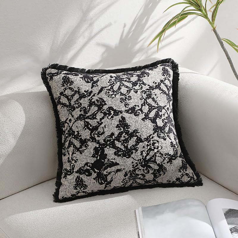 Fundas de almohada 45x45 cm en mezcla de algodón con borlas y estampado de mariposas