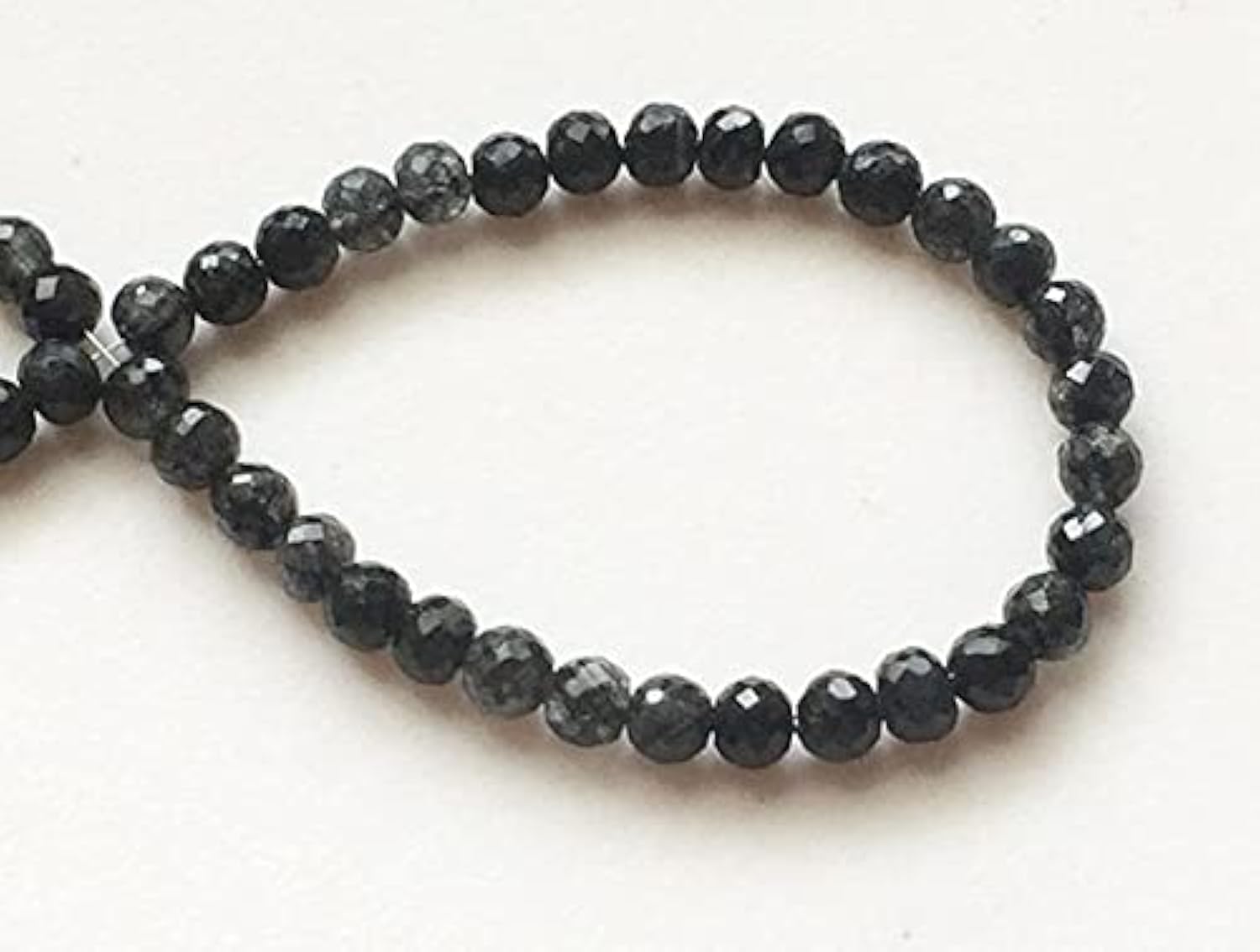 Quartz rutilé noir naturel en fil de 5 pouces pour créer votre collier d'été