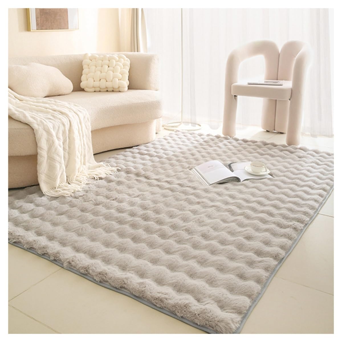 Tapis en fausse fourrure salon moderne et moelleux coloris A 90x110 cm