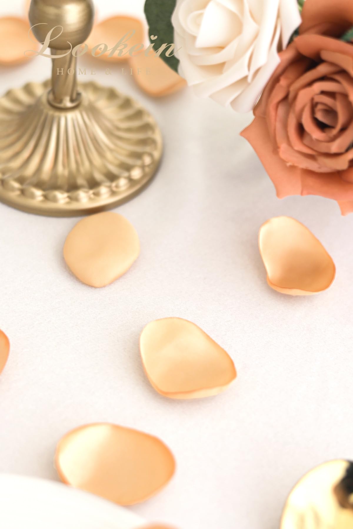 Lookein 300 Stück Rosenblätter Satin Blumenblätter für Hochzeit Blumenmädchen Korb Tisch Mittelstücke Gang Läufer Party Konfetti Brautdusche Abendessen Hochzeit Dekoration, Champagner Gold