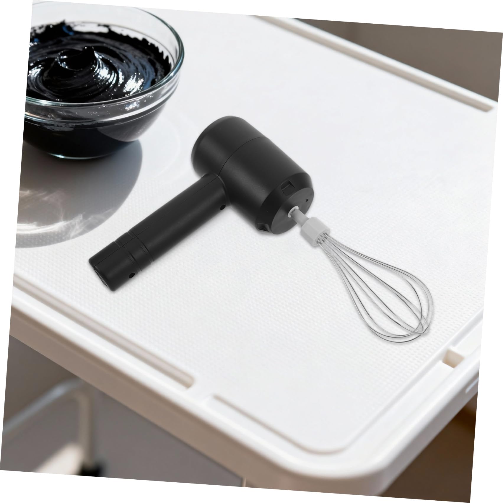 LABRIMP Wiederaufladbarer Elektrischer Haarfarbenmischer mit Leisem Betrieb und Kunststoffgehäuse Kabelloser Handmixer für Selbstgemacht und Reisen Automatisches Mischgerät für Farbcreme