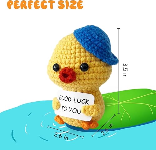 Vista 11 de MHRYEZ Ganso de escritorio posable de 3.5 pulgadas, animales de ganchillo positivos con mensajes positivos, mini ganso de escritorio divertidos