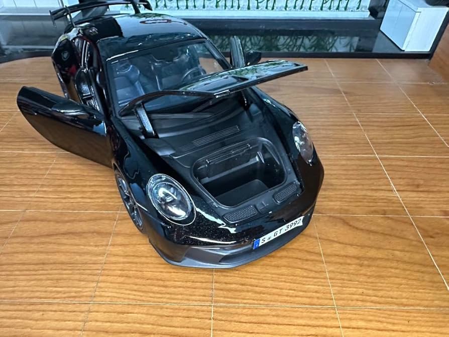 【新品未使用✨】Maisto Porsche 911 GT3 3色セット 1/18 Maisto 2022 Porsche 911 GT3 (Black Metallic) 