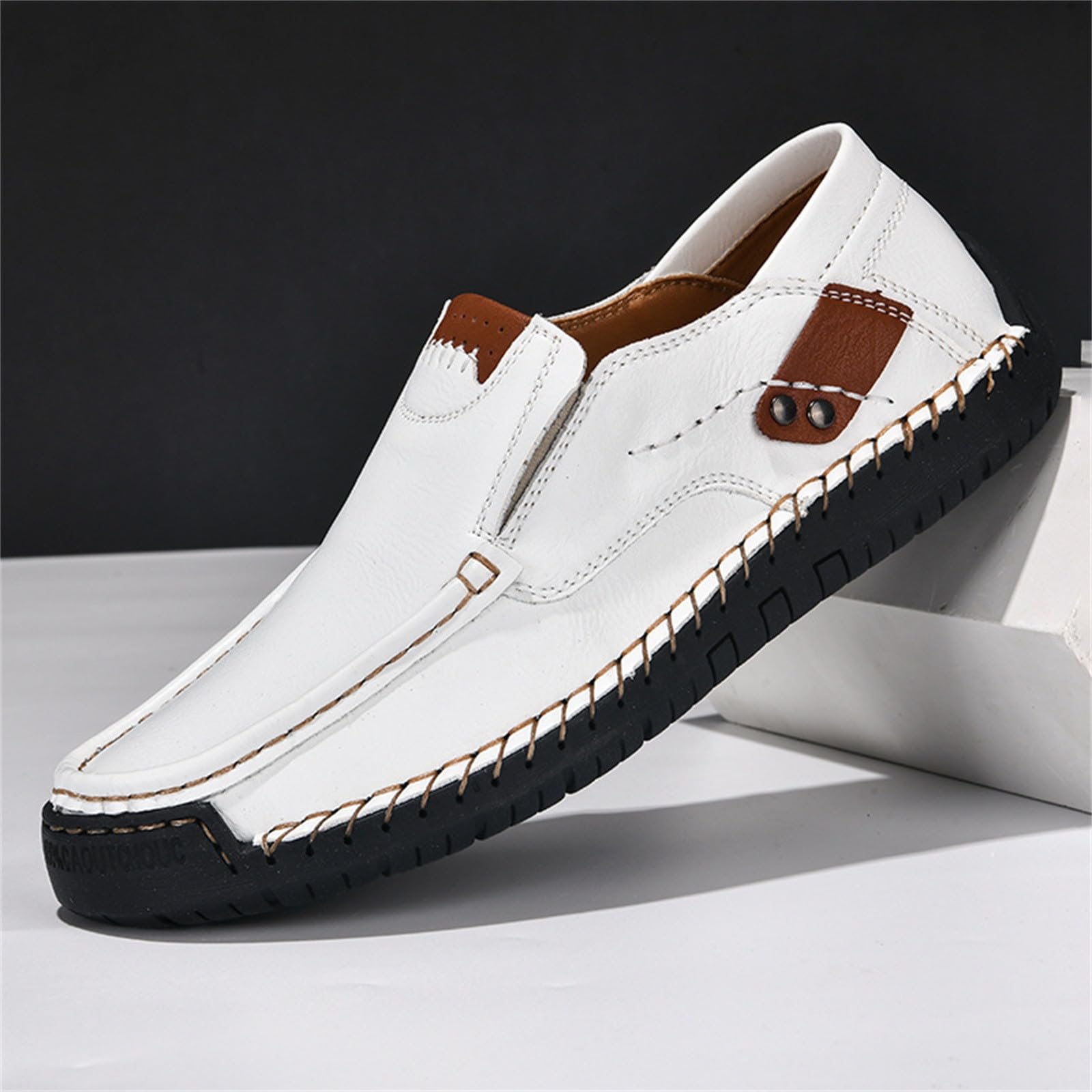 Mocassini estivi leggeri da uomo in pelle, scarpe da lavoro senza lacci, scarpe da barca con suola piatta, scarpe traspiranti, con fagioli, taglie grandi, comode