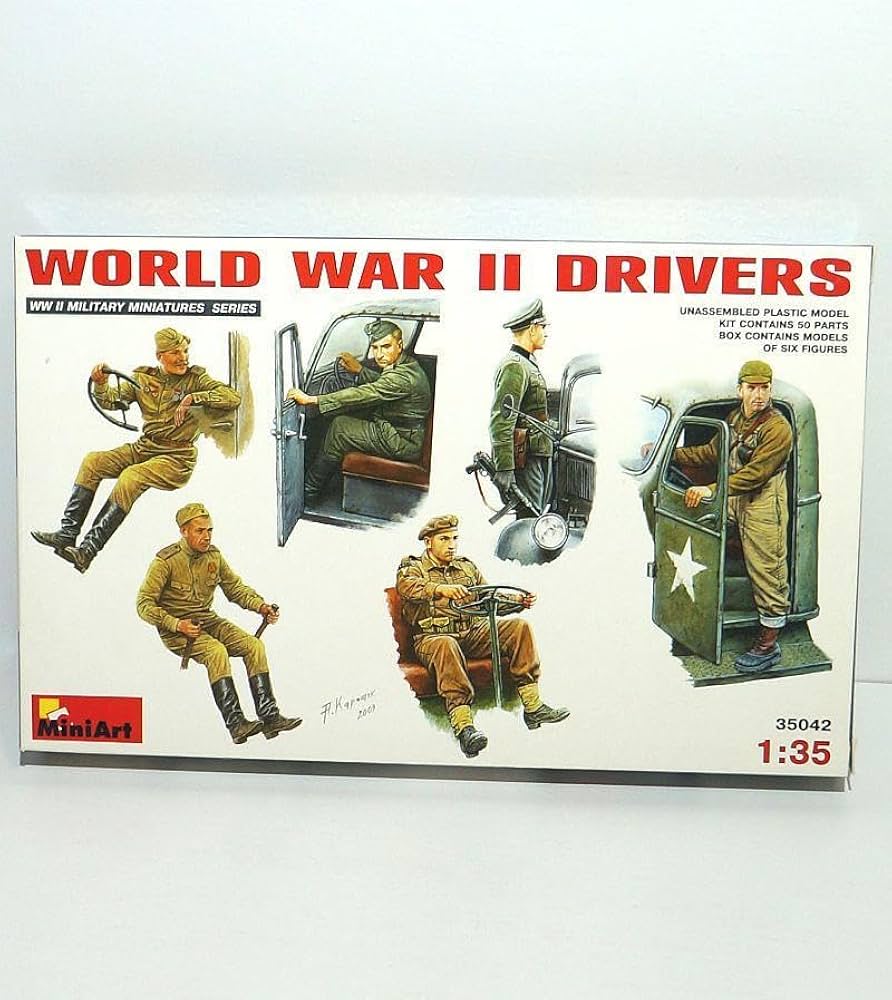 ミニタリーフィギュア Celica Mizushiro (Punk Cat ver.) | Konami Digital Entertainment