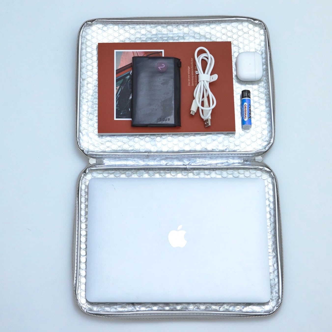 Amazon.co.jp: BUBBLE FRAME METAL ZIP CASE シルバー PCケース14
