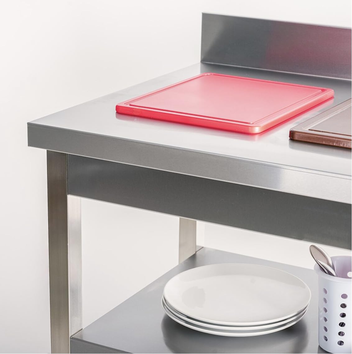 Mesa de Trabajo de Acero Inoxidable con Peto para Preparación de Alimentos – Mesa Industrial Profesional con Estante Inferior y Patas Regulables – Cocina y Hosteleía (1200 x 600 x 850)