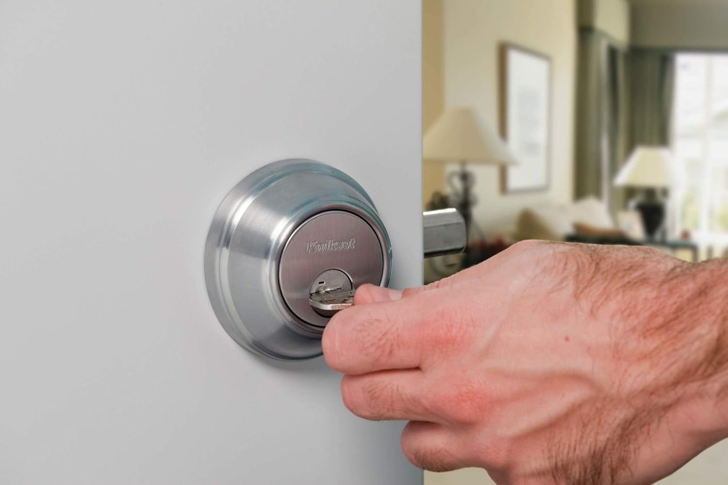 Kwikset 985 Double Cylinder Deadbolt featuring SmartKey in Polished Brass