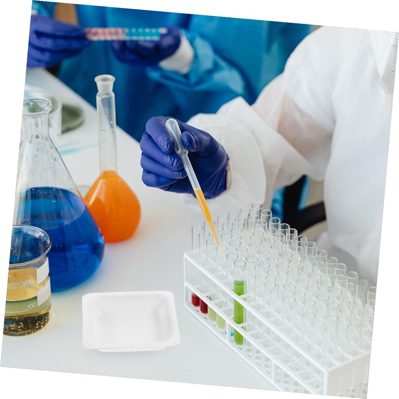 Alipis 50Pcs Sample Weighing Tray Reusable Weigh Boats for Powder Liquid Measurement Lab Scale Dish Capacity Stackable Design for and Transport