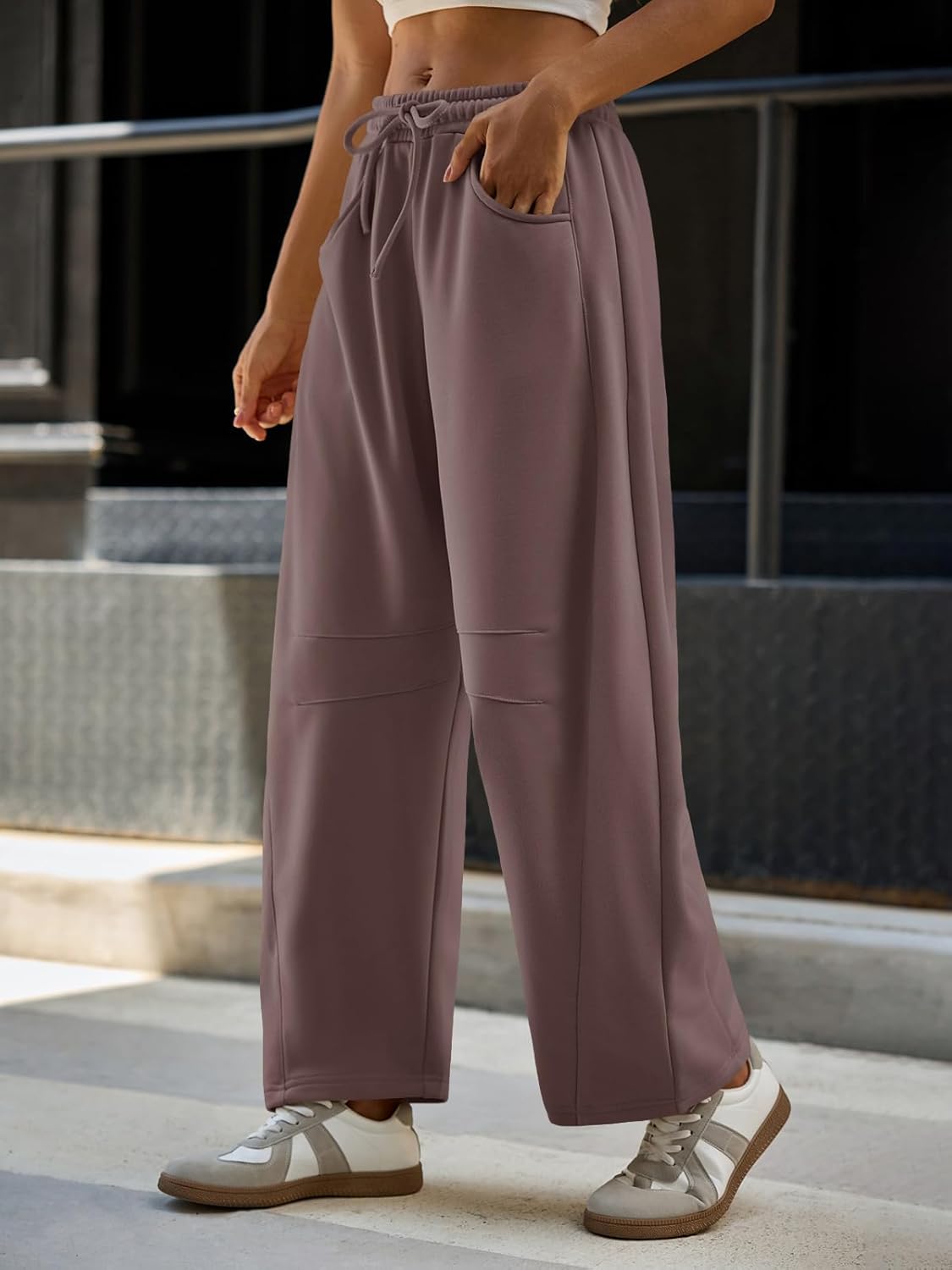 Fisoew Womens Barrel Leg Sweatpant Drawstring Elastic Waisted Wide Leg Pants Casual Active Pants with Pockets - Image 3