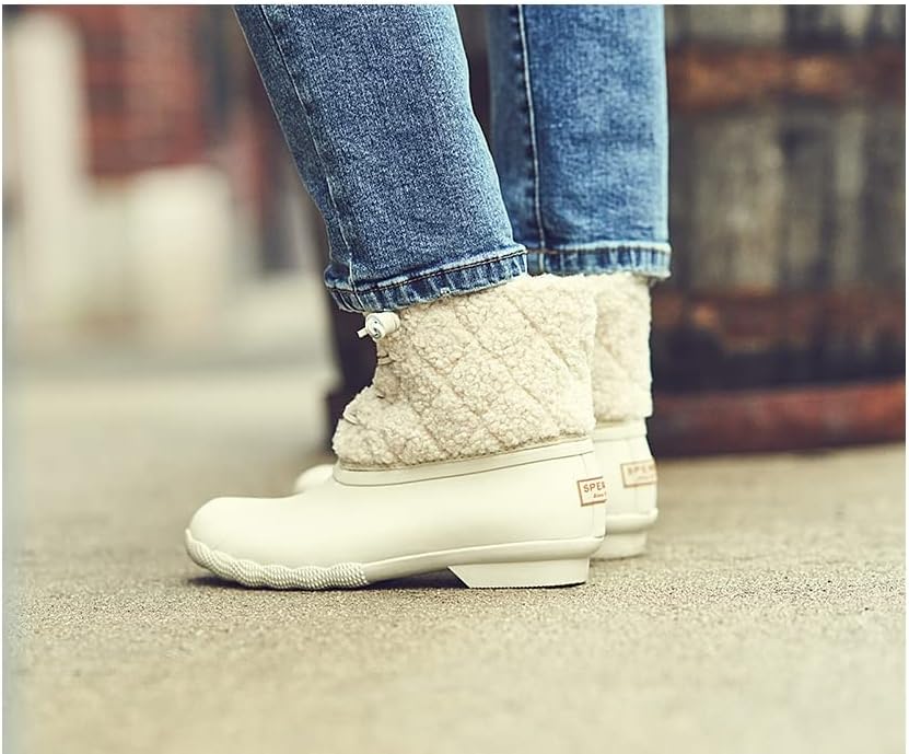 Sperry womens Saltwater