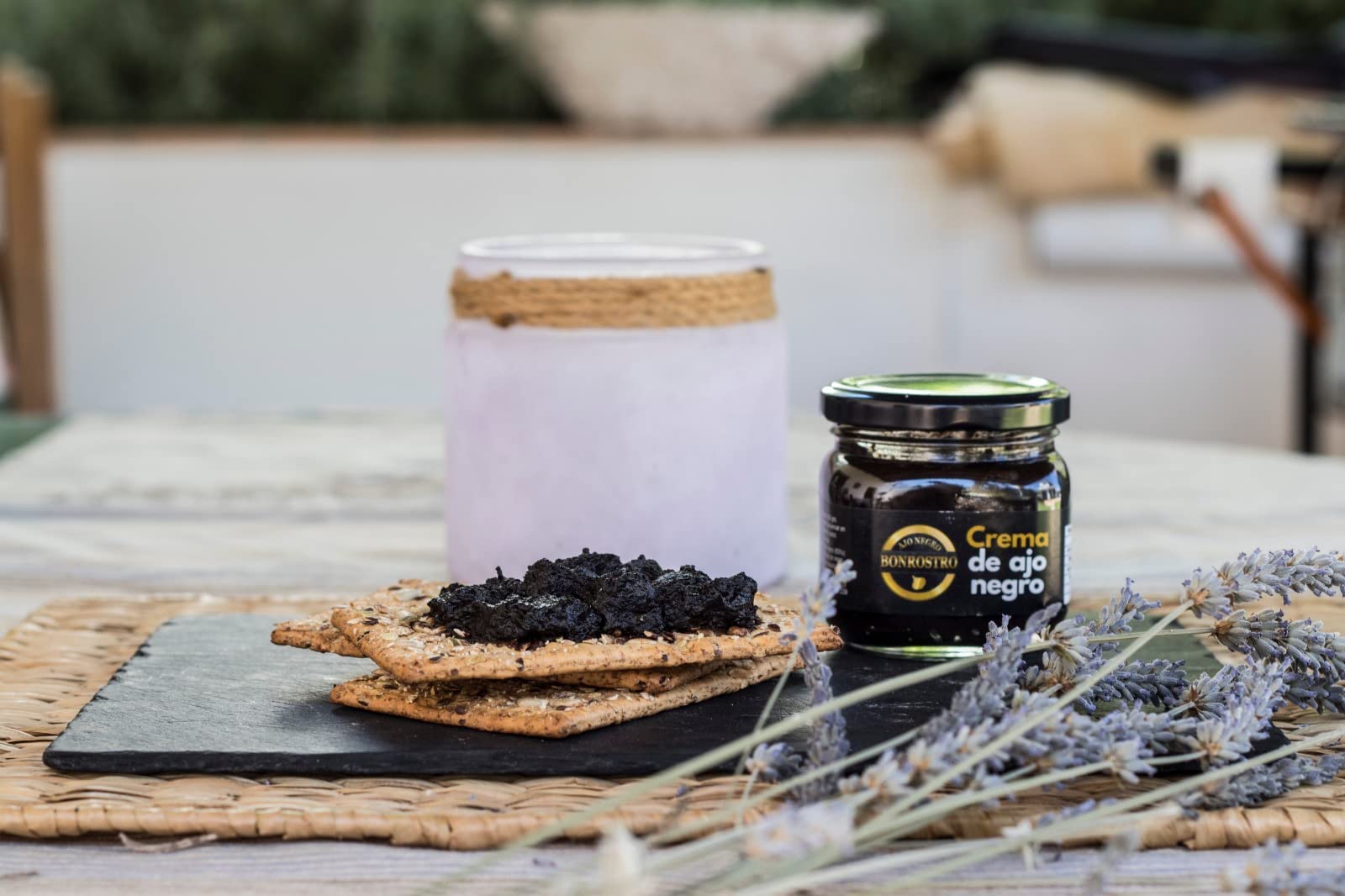 Bonrostro Ajo Negro - Vasetto da 600 grammi di crema all'aglio nero