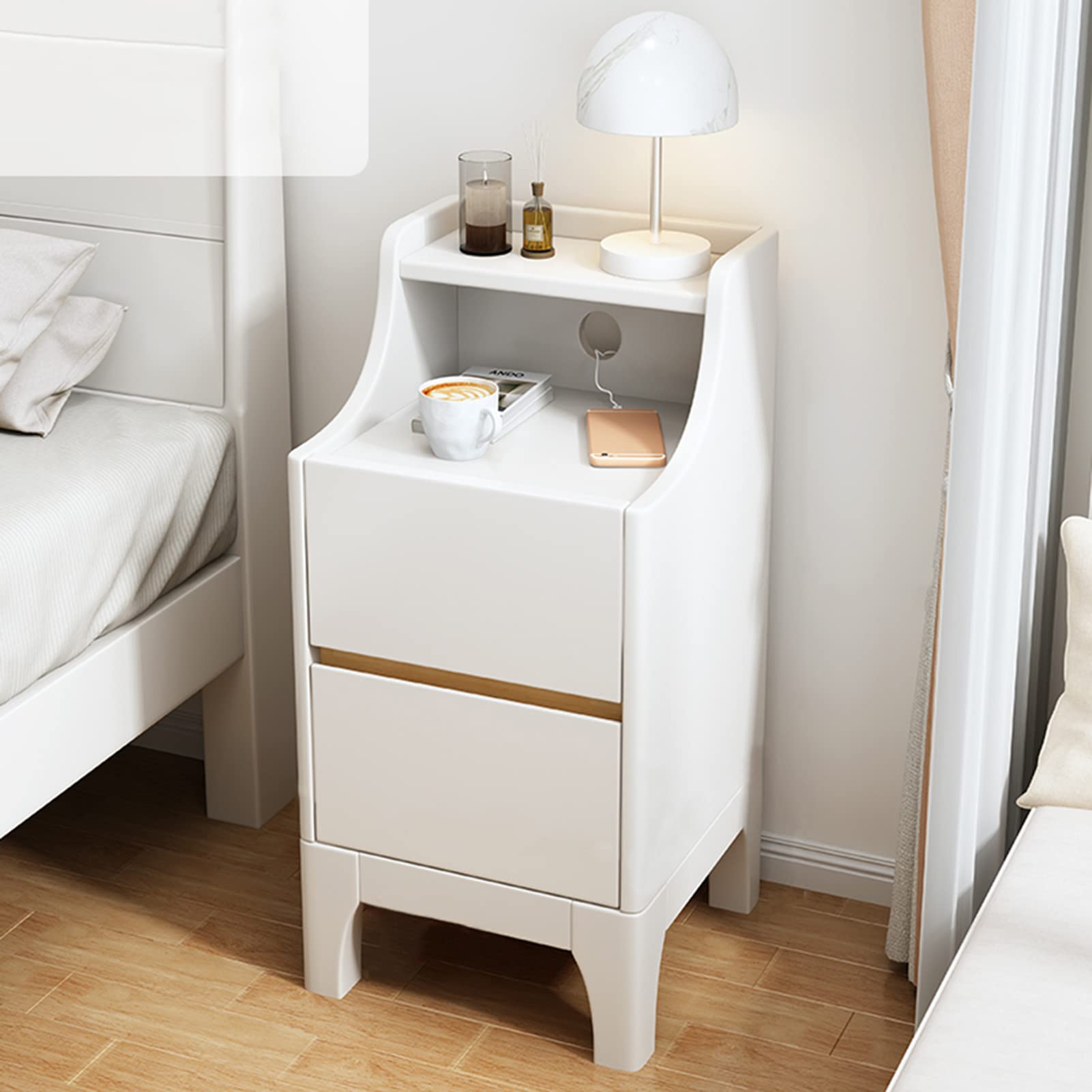 Armoire de rangement en bois massif : meuble de chevet et table d'appoint
