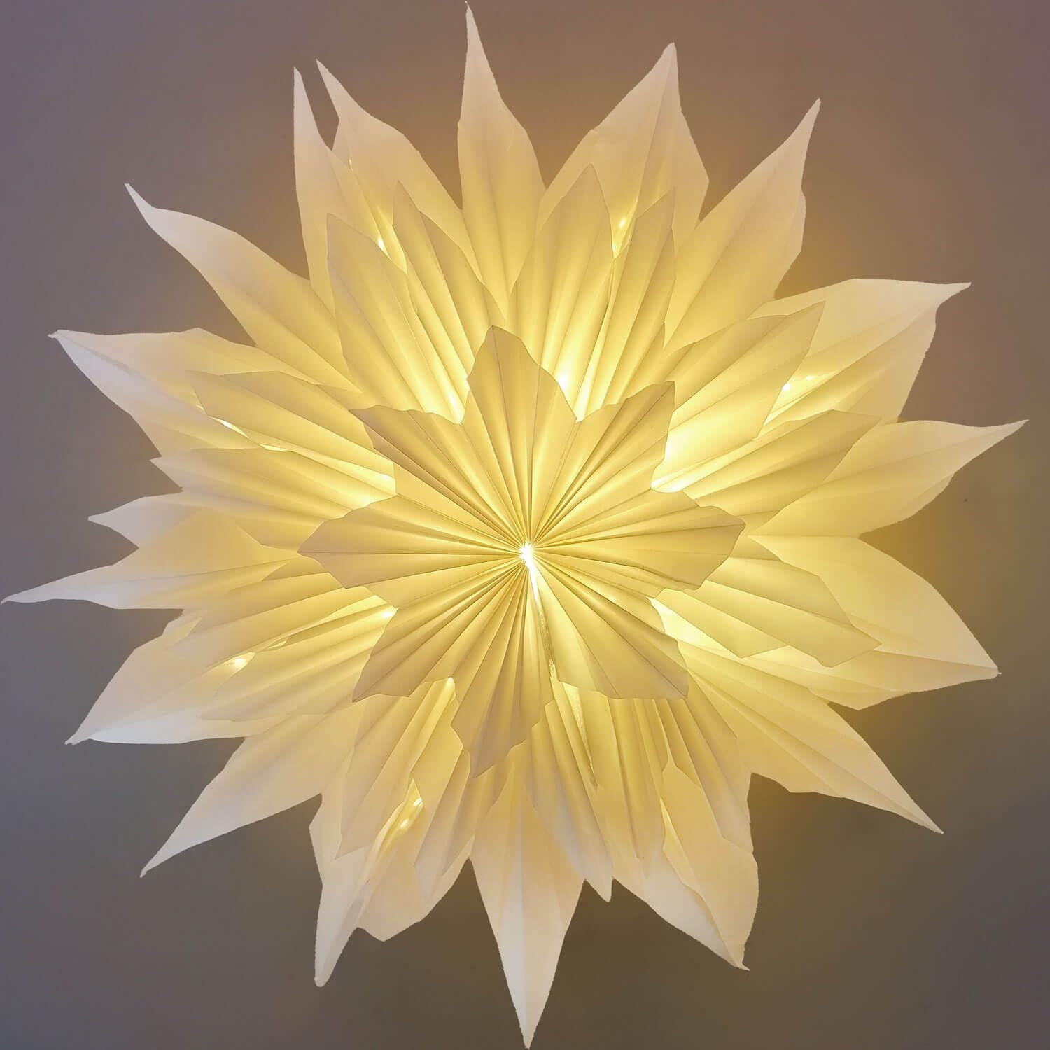 Mea-Living STELLA LINEA weiß 60 cm, Papierblume aus Pergamentpapier - Leuchtstern, Papierstern, Weihnachtsstern