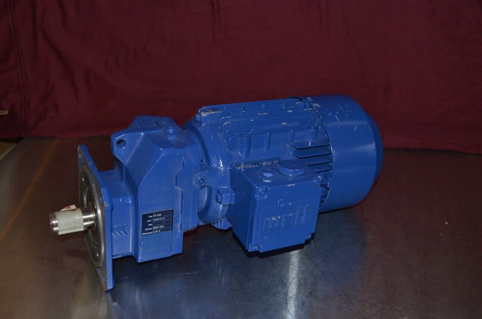 WATT Helical Gear Motor HF 50E HF50E90L-4NYH 1.5 kW 5.31:1 1420/1725RPM 50/60HZ