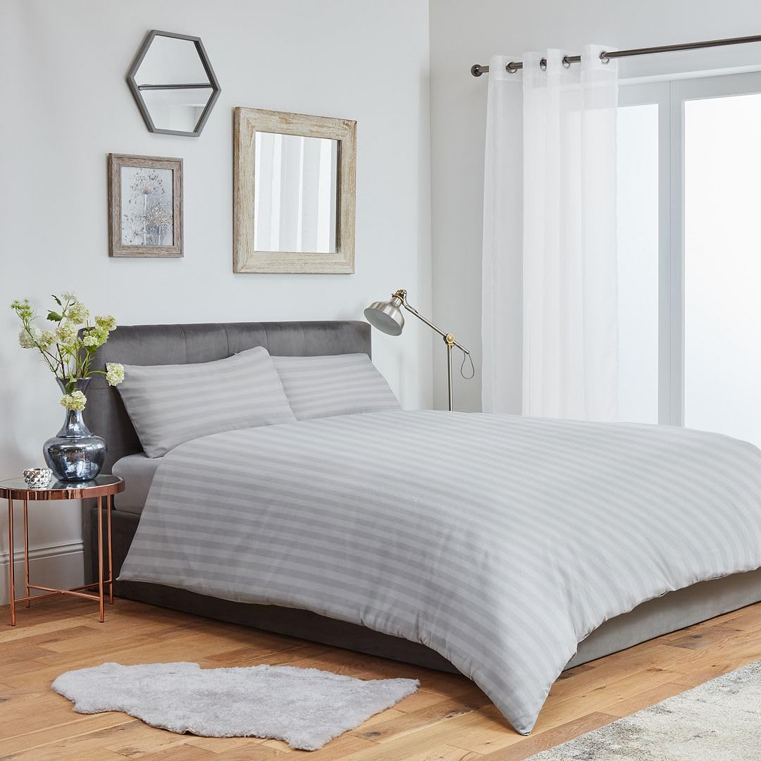 John Aird Striped Microfibre Plain Duvet Cover With Pillowcases (Super King, Silver)
