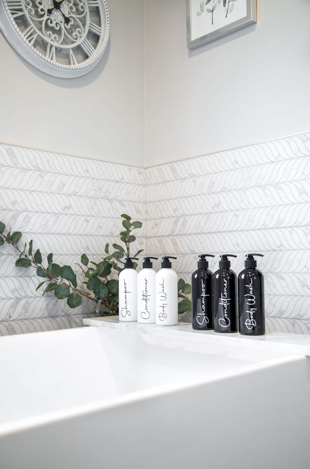 Wiederverwendbare Shampoo- und Conditioner-Flaschen, Set mit 3 mattschwarzen, permanenten, stilvollen Etiketten, 473 ml, Pumpflaschenspender, Körperreinigung, Kunststoff,
