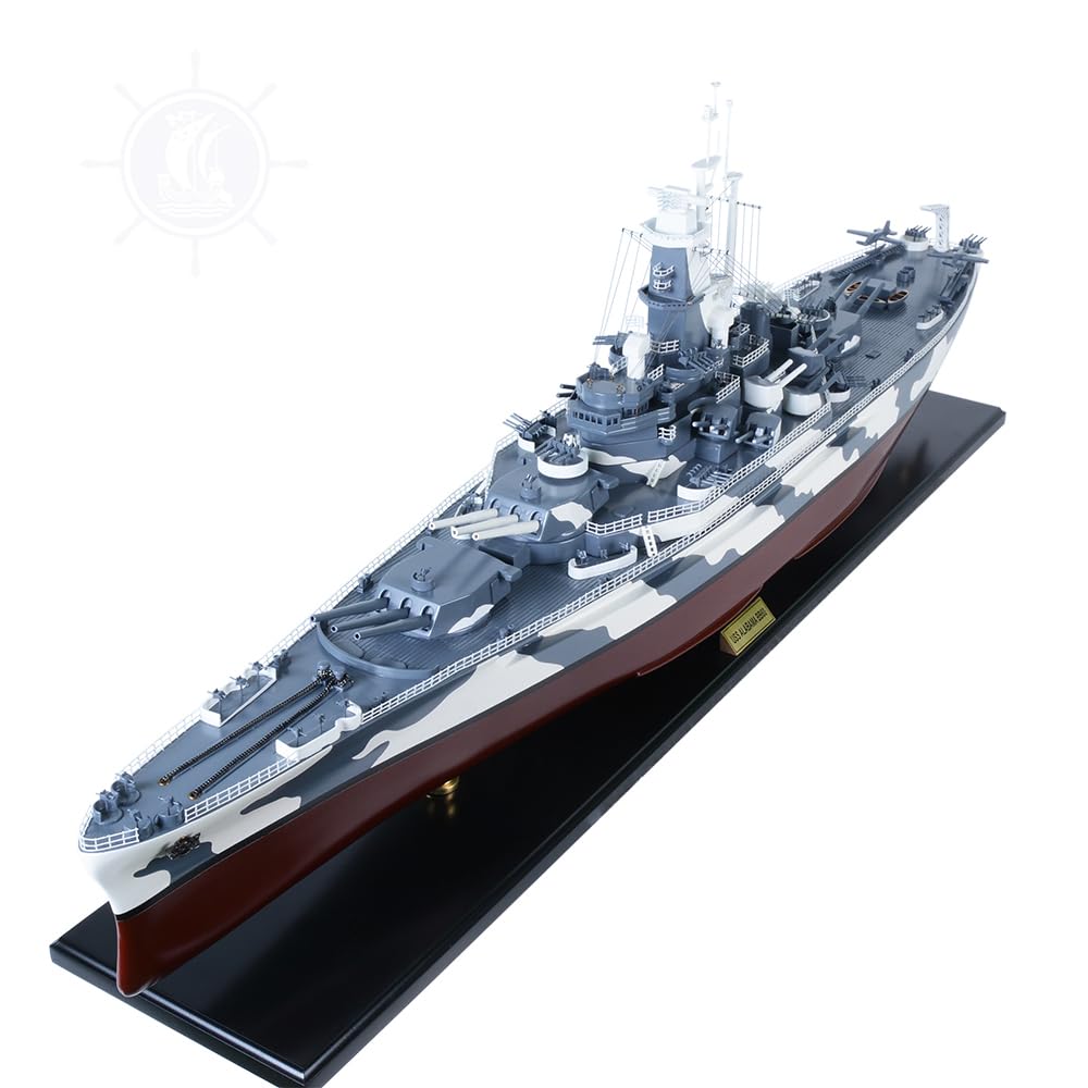 Old Modern Handicrafts Modello di nave USS Alabama - Completamente assemblato - Modellino di navi di qualità museale - Modelli in scala premium per casa e ufficio - 42,5" L x 7" L x 15,75" A pollici
