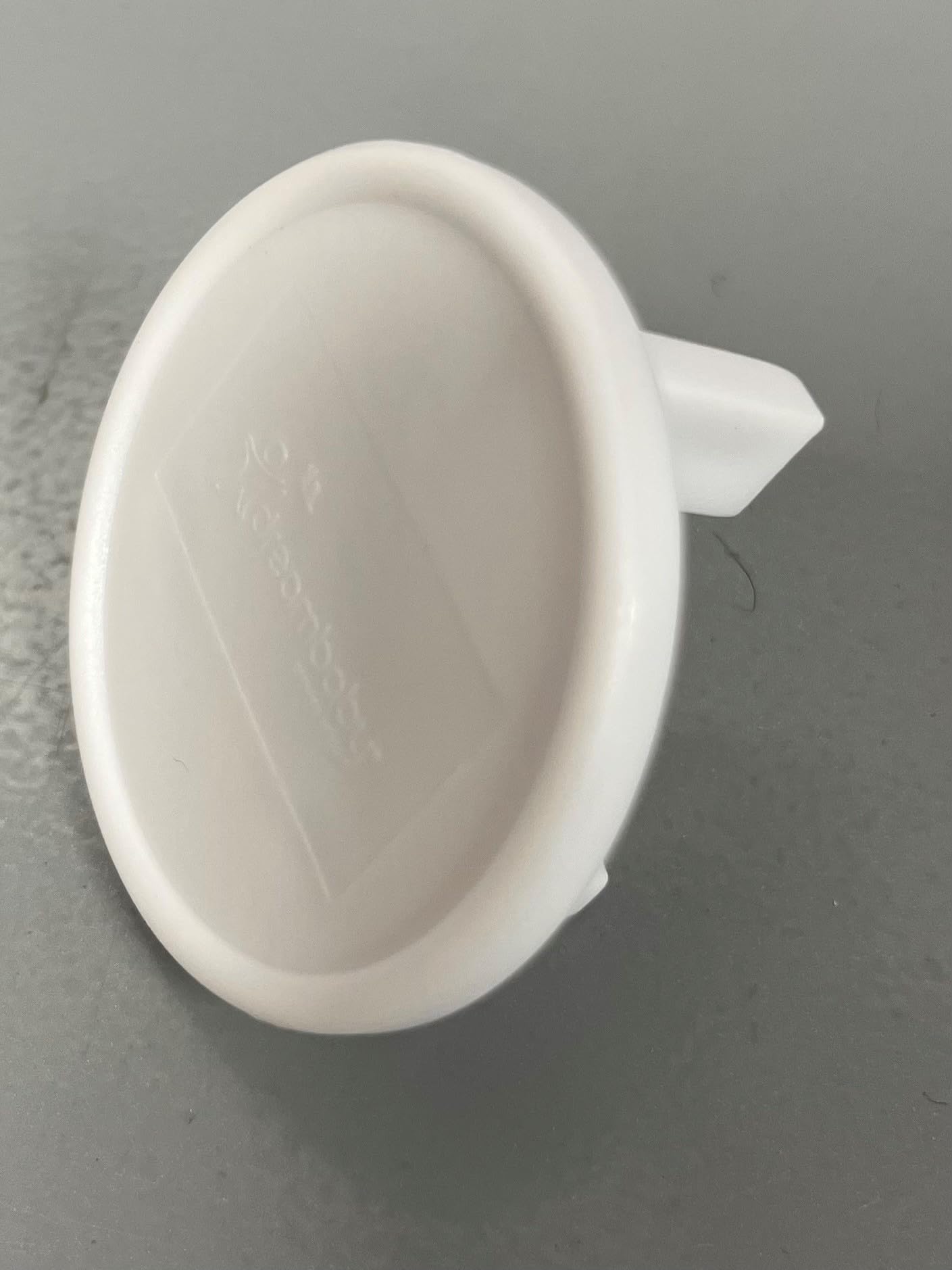 Dreambaby Home Baby Safety Socket Plug Covers - Electrical Outlet Protector Guard -24 Pack - White - Image 3