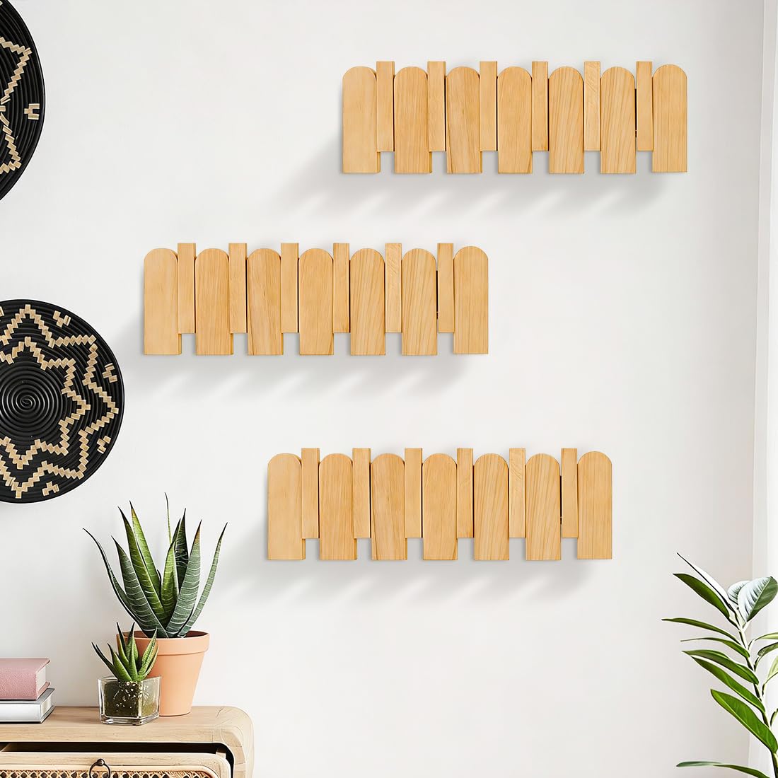 Garderobenhaken Holz Wand, Holzplatte Garderobenleiste Faltbarer Kleiderhaken mit 5 Haken, Stäbchen Garderobenhaken, 42.5*14cm, wandgarderobe bis 25kg für Jacken, Schals, Handtaschen und Mehr