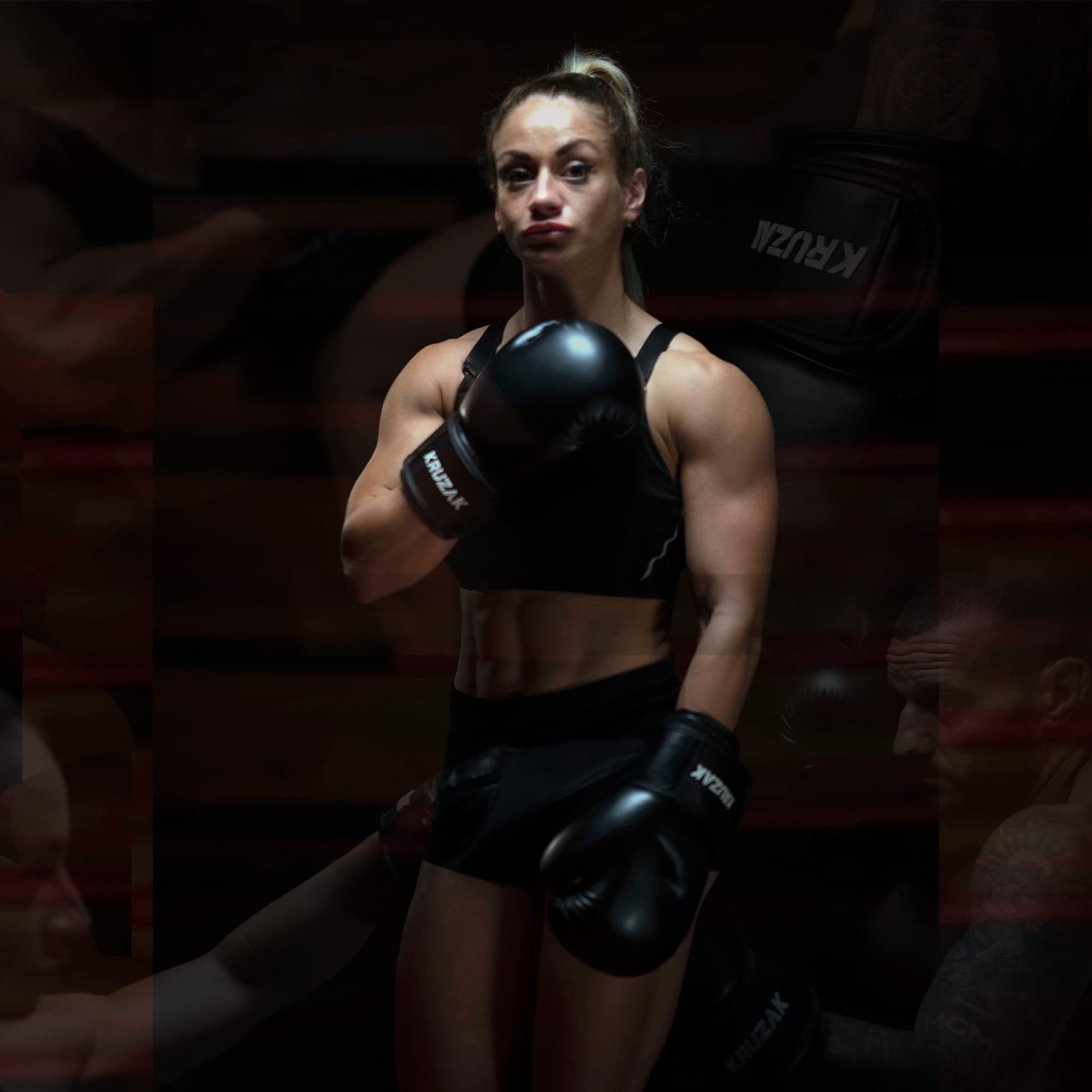 Kruzak Set di guanti da boxe e guanti da boxe per kickboxing e Muay Thai MMA Training - Kit fitness con pastiglie per arti marziali e karate (colore nero, 340,2 g)