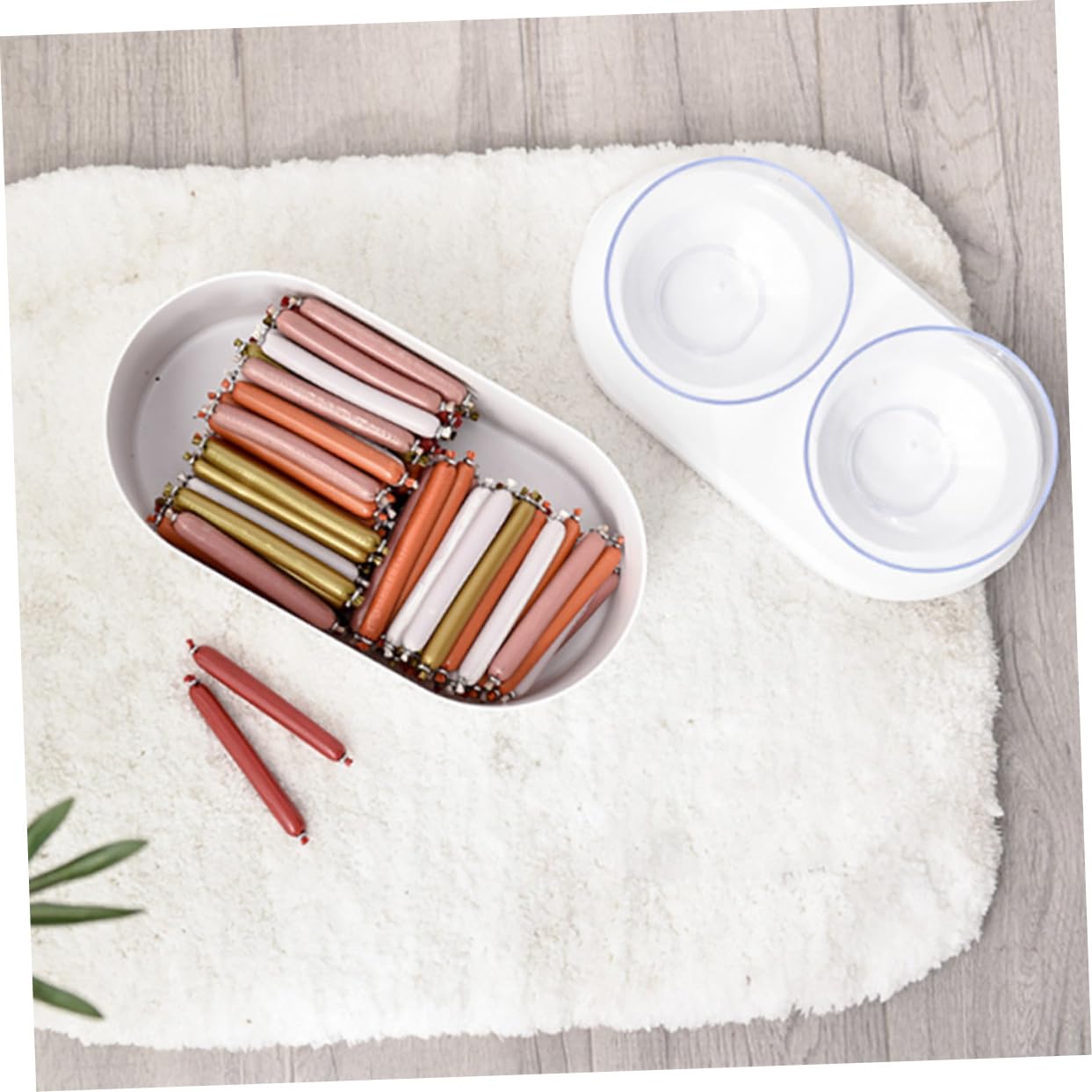 INOOMP Ciotola Per Gatti Regolabile Angolo Ciotola Antigoccia Per Cibo e Design Stabile e Non Scivoloso Pet Supplies Bianco Adatta Per Cani e Gatti
