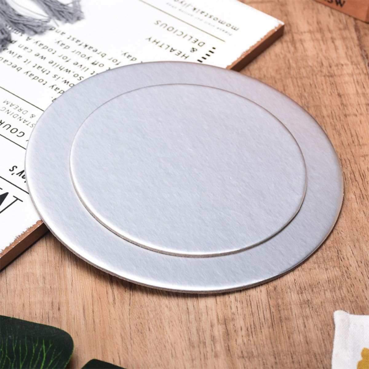 Karton Tortenböden Rund 12cm 1,7mm 24 Stück Mousse Kuchenplatten für Festliche Anlässe und Backbedarf