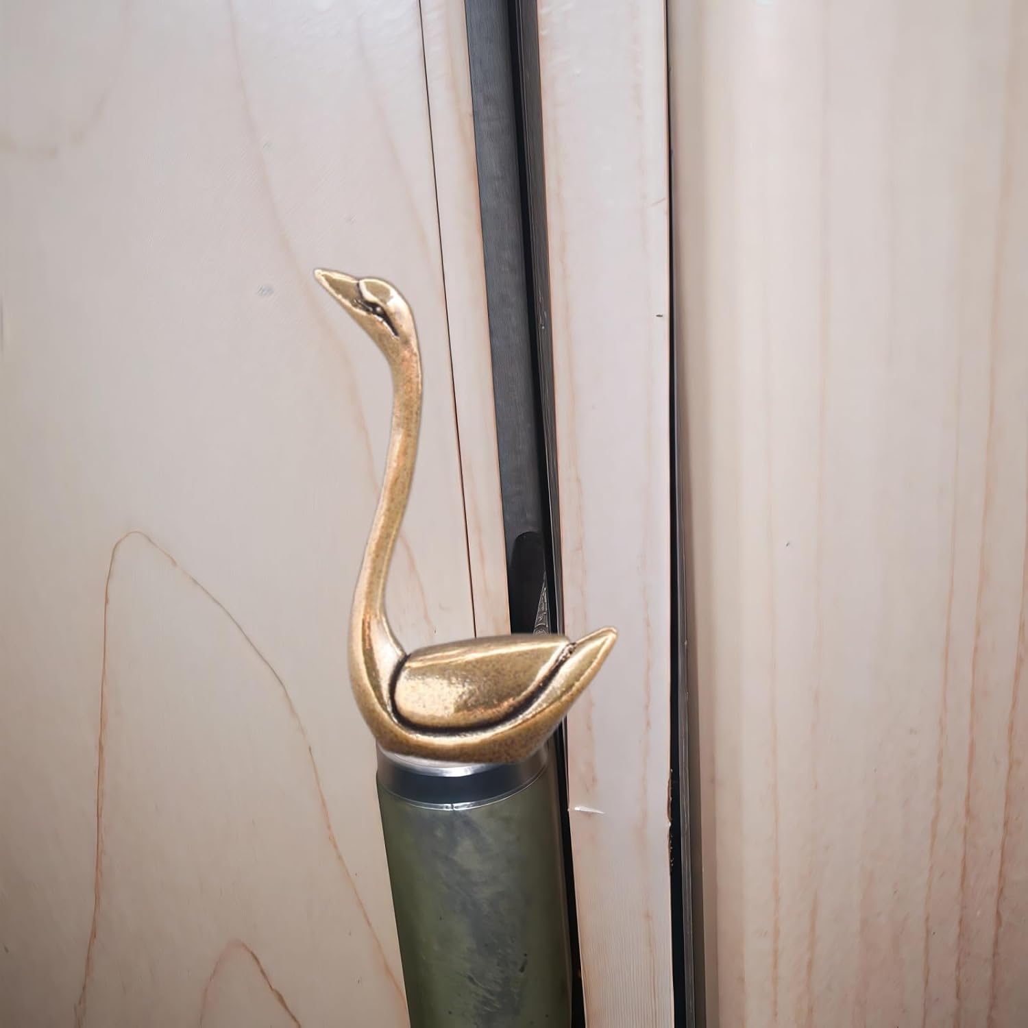 Copper Mini Cute Creative Long Necked Swan, Duck (1PCS) Magnetic Hinge Toppers，Hinge Heads Decor for Home，Door Hinge Decorative Topper,Creative Home Crafts