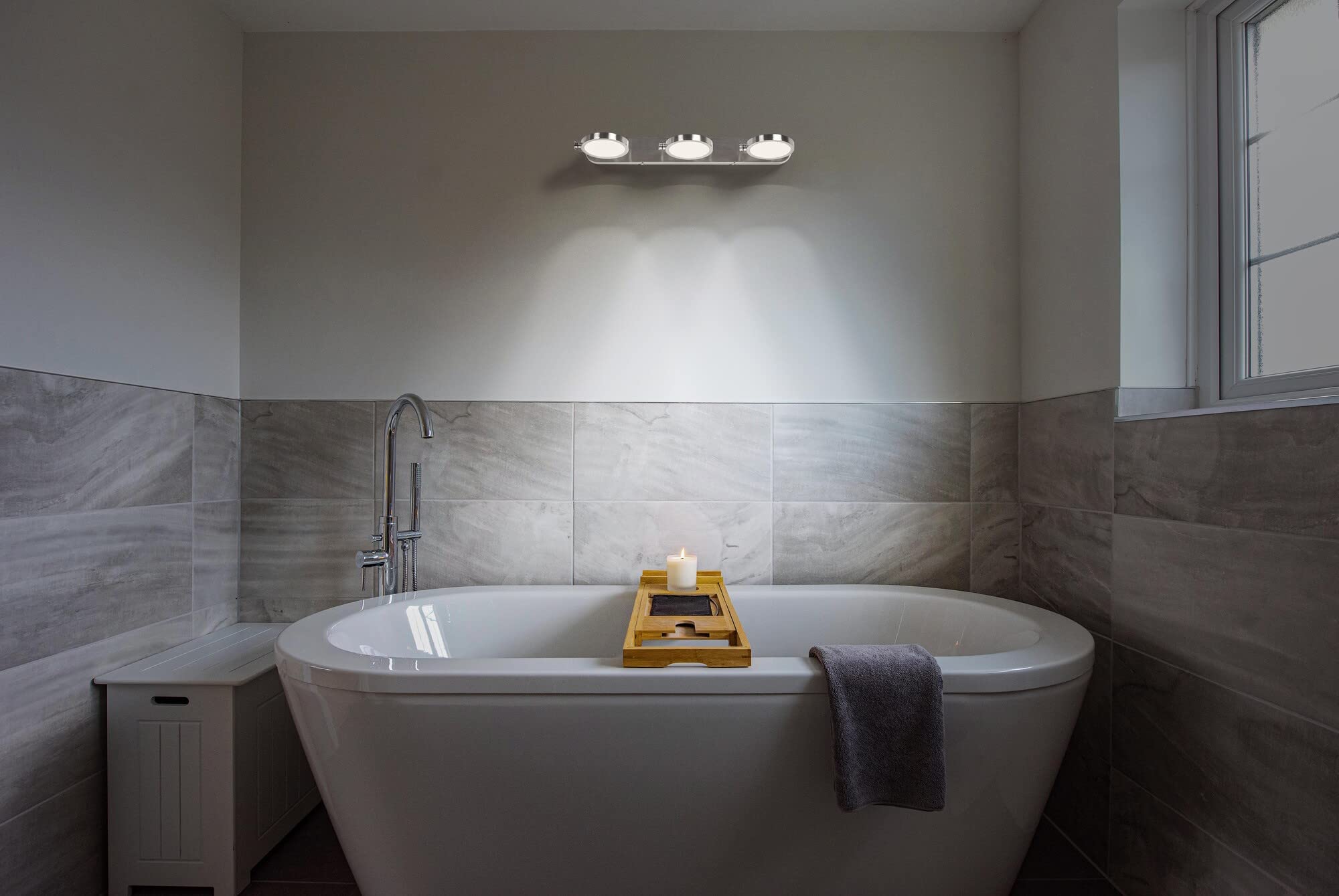 LEDVANCE SUN@HOME Bathroom Round lampada da bagno 300mm IP44, 14W, 1040lm, luce bianca regolabile (da 2200K a 5000K), dimmerabile, adatta automaticamente la luce al bioritmo, protezione IP44, cromo