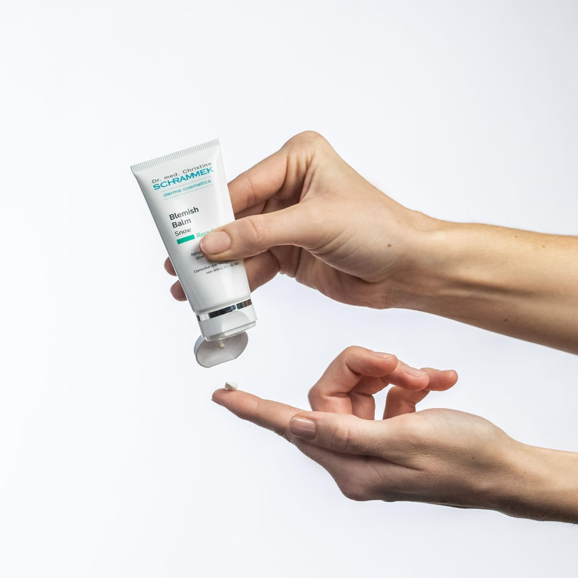Amazon.co.jp: シュラメック(SCHRAMMEK)ブレミッシュバルムスノウ(40ml