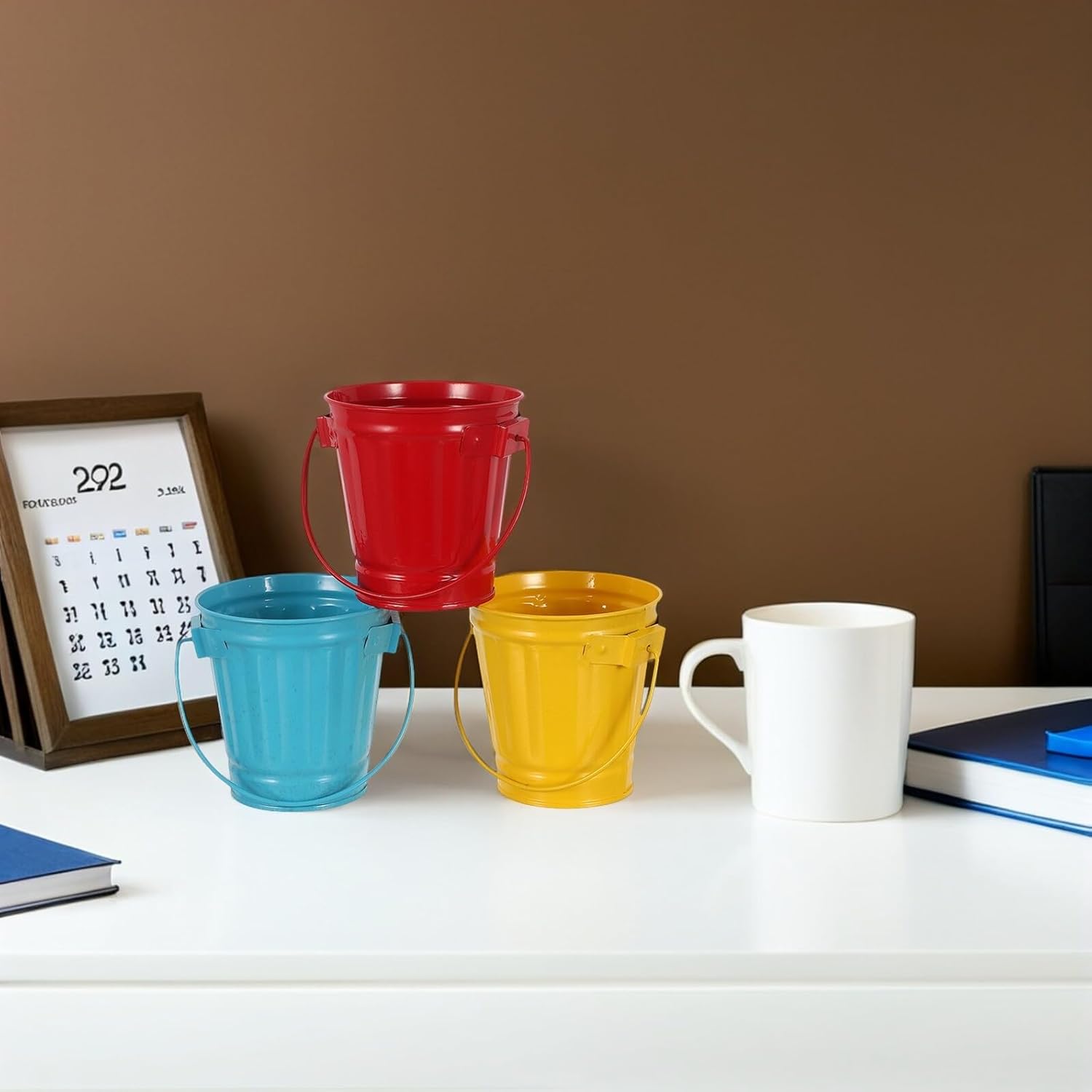 3pcs Mini Iron Desktop Trash Bin with Handle, Small Waste Paper Basket for Office and Home Desk Organization, Pencil Holder Wastebasket for Tabletop Storage and Party Use