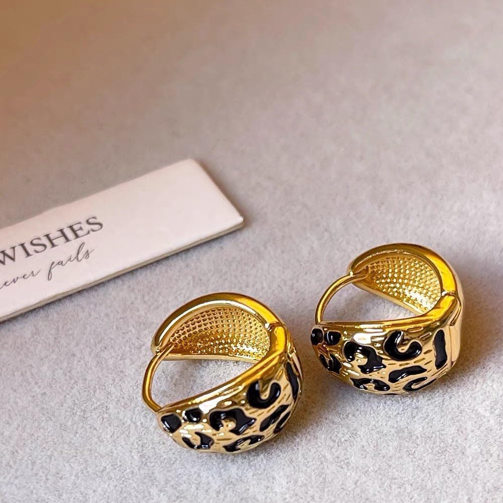 Leopard Hoop Earrings for Women Chunky Cheetah Print Huggie Earring Vintage Gold Statement Drop Earrings Personalized Jewelry Accessories Gifts image 5