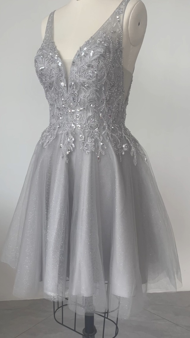 Amazon.com: Tulle Homecoming Dresses for Teens V-Neck Tulle Short