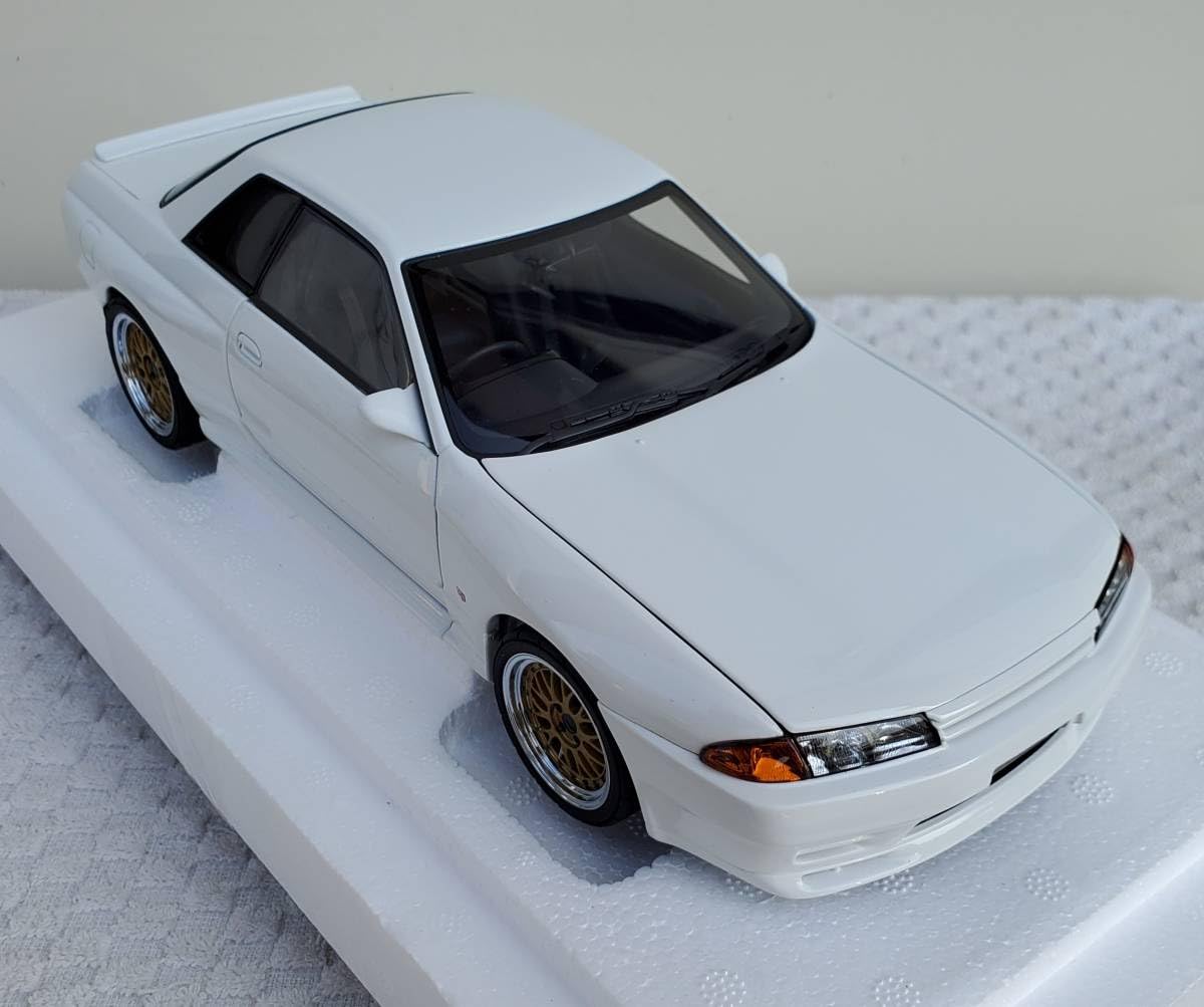 AUTOart Nissan スカイライン GT-R R32 30周年記念 【公式通販】