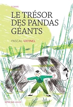 Paperback Le trésor des pandas géants [French] Book
