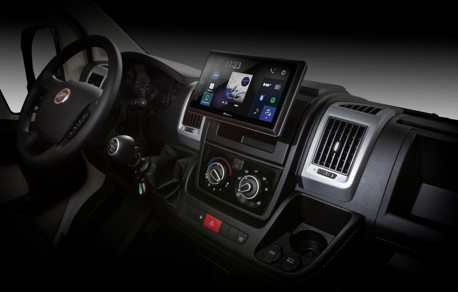 Pioneer SPH-EVO82DAB-DUC Mediacenter für FIAT Ducato X250 – X290 – Pioneer SPH-EVO82DAB Mediacenter – 8-Zoll Touchscreen, 1,5A Quick-Charging USB, Apple CarPlay, Android Auto, DAB/DAB+, Bluetooth