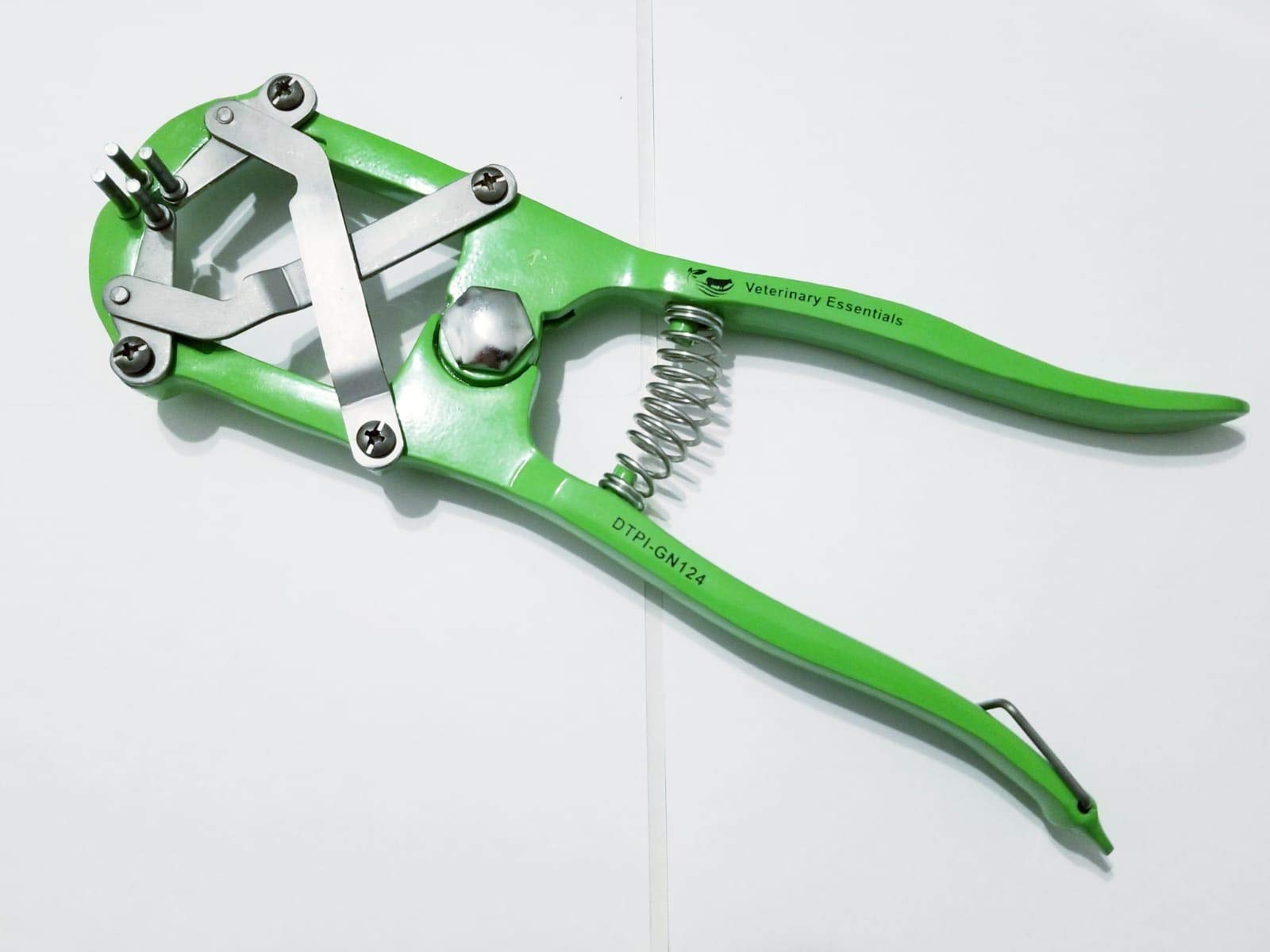 Elastrator Heavy Duty Tool Bander Pliers for Dogs Goats Lambs Calves Pigs Veterinary Light Green + 100 Bands
