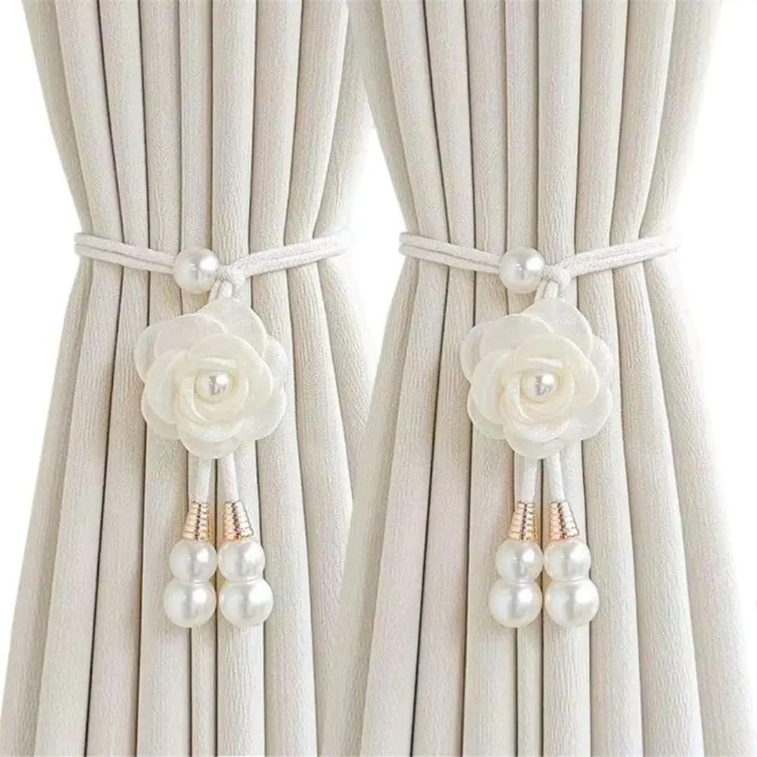 Soporte decorativo ajustable con hebilla de perlas