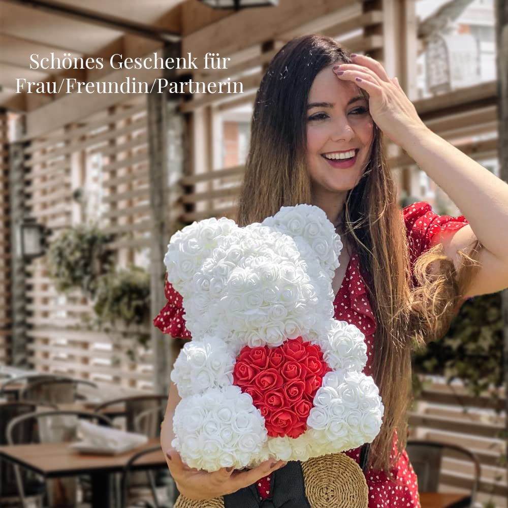Infinity® Rosenbär Rosa 40 cm mit Herz – Handgefertigter Bär mit Geschenkbox & über 600 duftenden 3D-Rosen – Geschenk für Frauen, Geburtstag oder Jahrestag