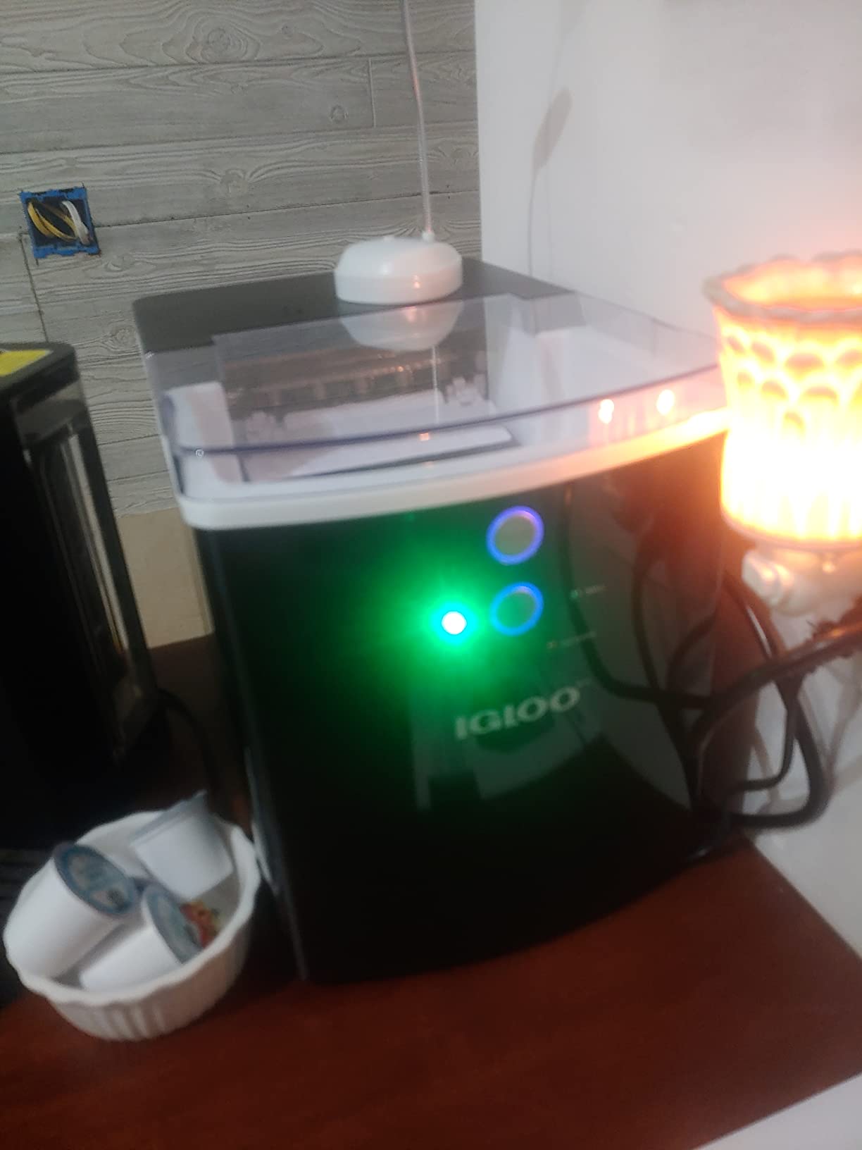 33/mo Finance Igloo 33Pound Automatic Portable Countertop Ice Maker