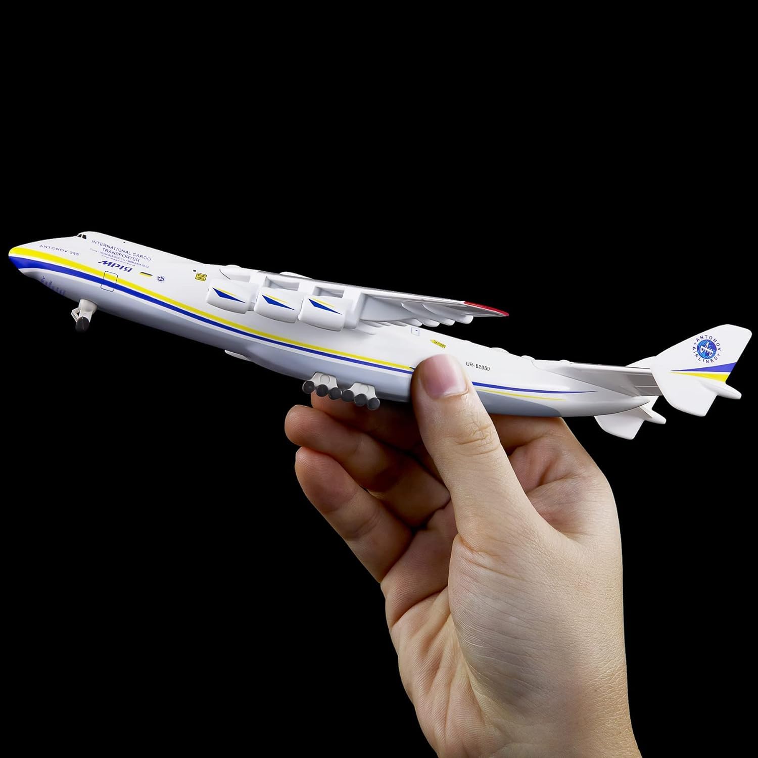 HANGOU 1/400 AN225 Model Alloy Model for Collection and Display, White, 7.9 inches (L) x 7.9 inches (W) x 1.5 inches (H) - Image 4