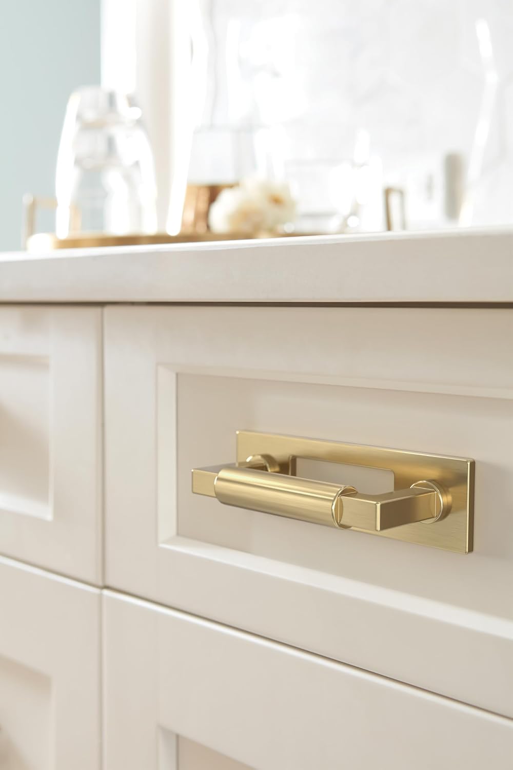 Amerock Medora 3 inch (76mm) Center-to-Center Rectangle Golden Champagne Cabinet Pull Backplate, BP37781BBZ