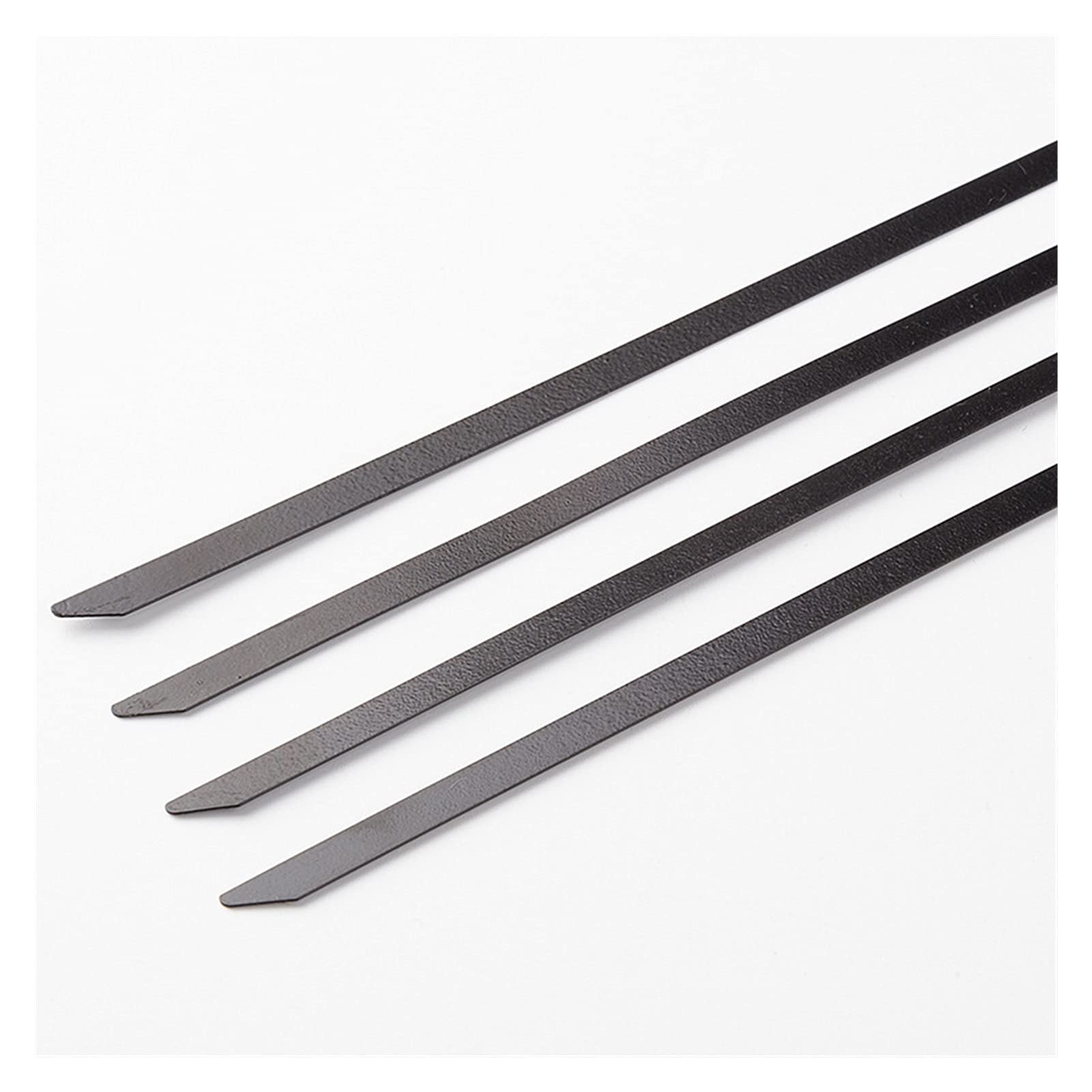 Attaches de câble en acier inoxydable autobloquantes pulvérisées en plastique 7,9 * 200 mm Attaches de câble en métal noir Attaches de câble pulvérisées en plastique Les attaches de câble permettent