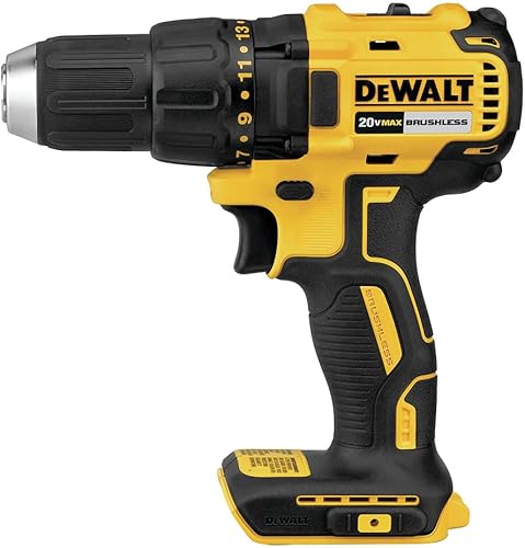 Miniatura 3 de DEWALT Kit combinado de sierra circular y taladro inalámbrico sin escobillas de 20 V MAX* con baterías compactas DEWALT POWERSTACK (DCK239E2)