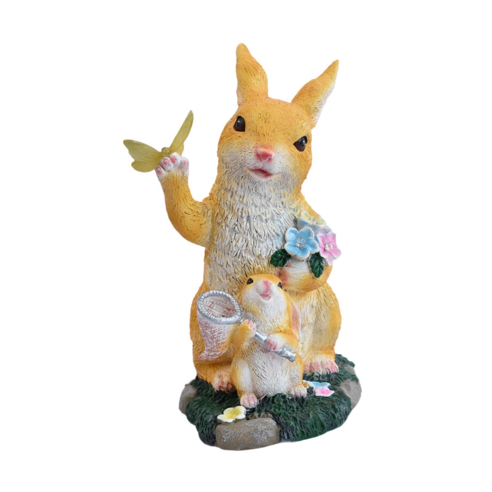 Décoration compacte lapin jaune pour égayer un jardin sombre ou balcon exigu