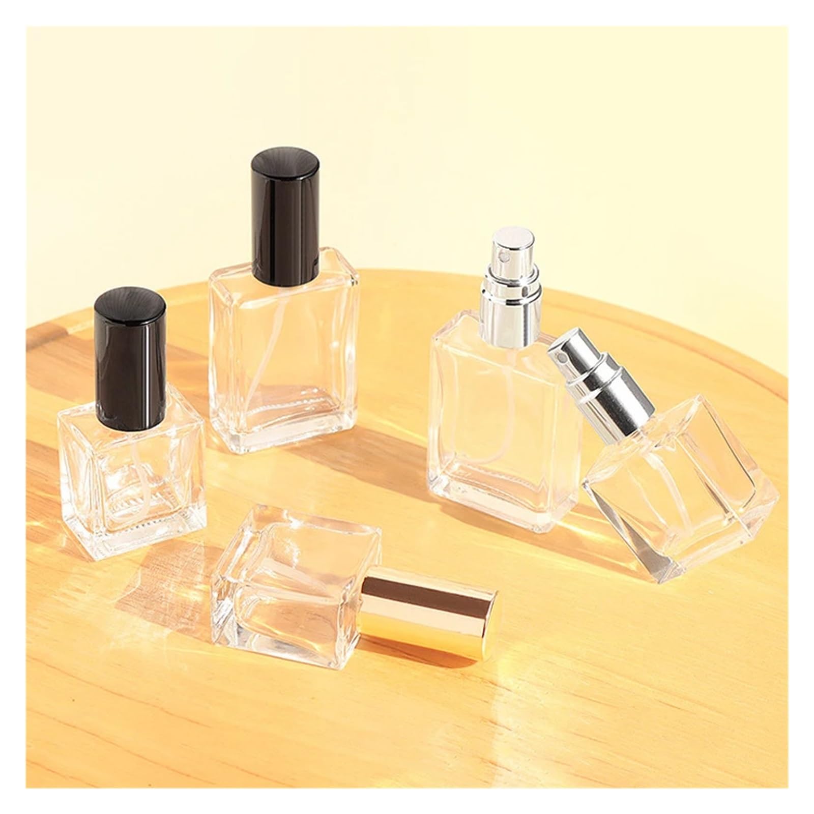 JINYOE 10 pezzi di flaconi di profumo spray atomizzatore for bottiglie quadrate piatte portatili da viaggio, bottiglie di ricarica in vetro vuote(Silver,10ml)