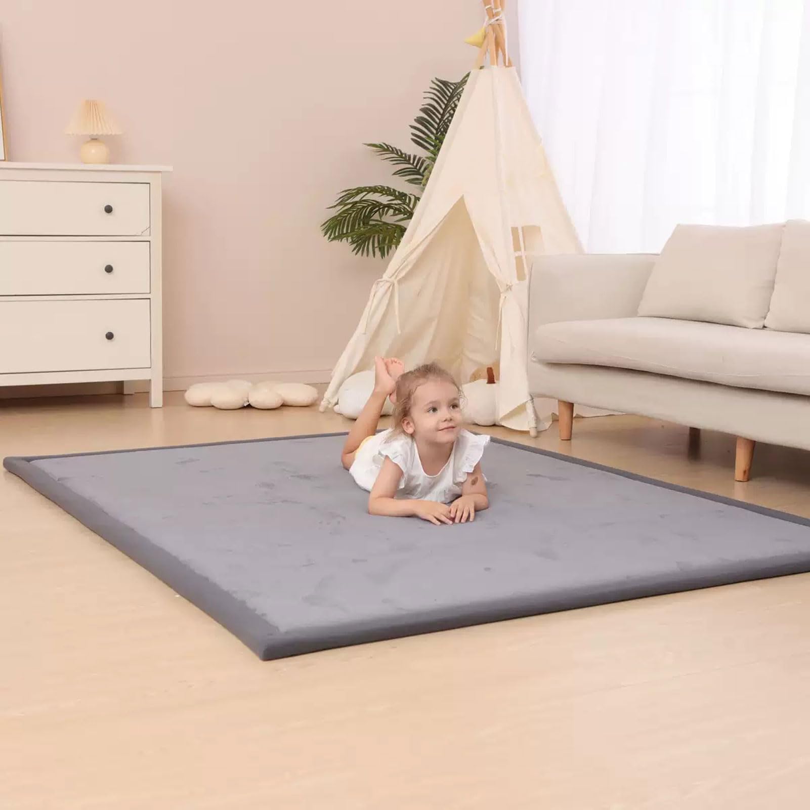 Teppich Für Kinderzimmer, Baby-Krabbelmatte 130 x 130 cm Krabbelmatte Kinderteppich 2cm Dicke Korallensamtteppich als Krabbeldecke fürs Kind, Yogamatte Tatami-Matte spielteppich und Übungsauflage