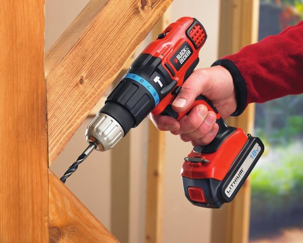 Test Black Decker BL188KB : Des Performances Solides Pour Le Vissage Et Le Perçage - Les Numériques
